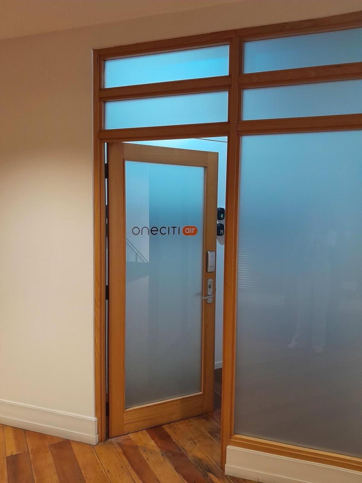 Lovely Bright Apartment With Balcony Pool And Gym オークランド エクステリア 写真